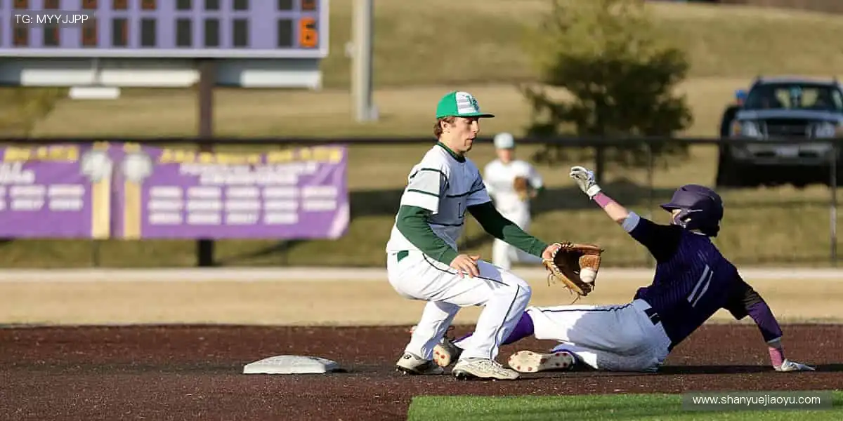 📱实时直播，比分秒报！💻随时随地，不错过每一个燃爆瞬间！